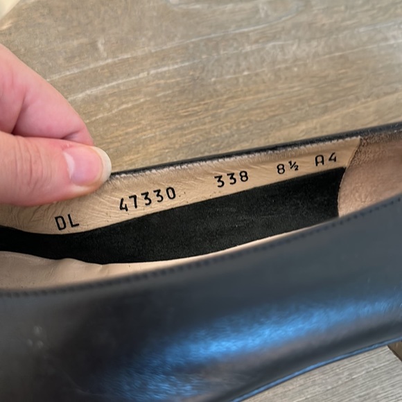 Salvatore Ferragamo Vara pumps - Picture 6 of 7